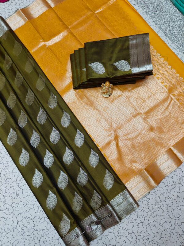 Fancy Soft Silk Saree 044