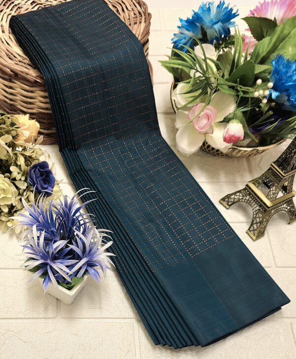 Arani Soft Silk Without Boarder 063