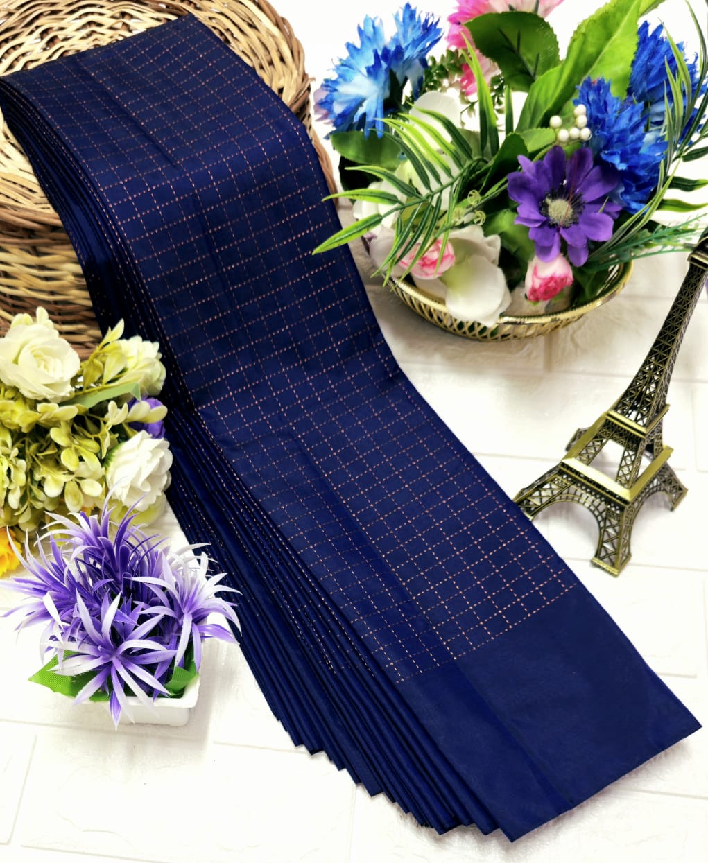 Arani Soft Silk Without Boarder 002